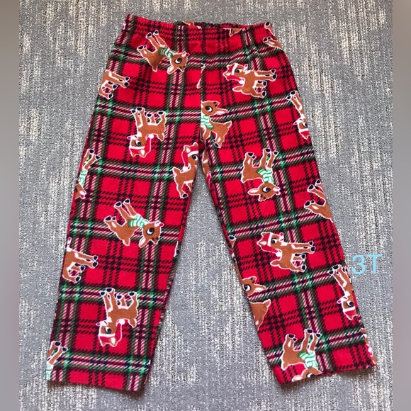 Rudolph the Red Nosed Reindeer Pajama bundle size 2T/3T - Picture 11 of 12
